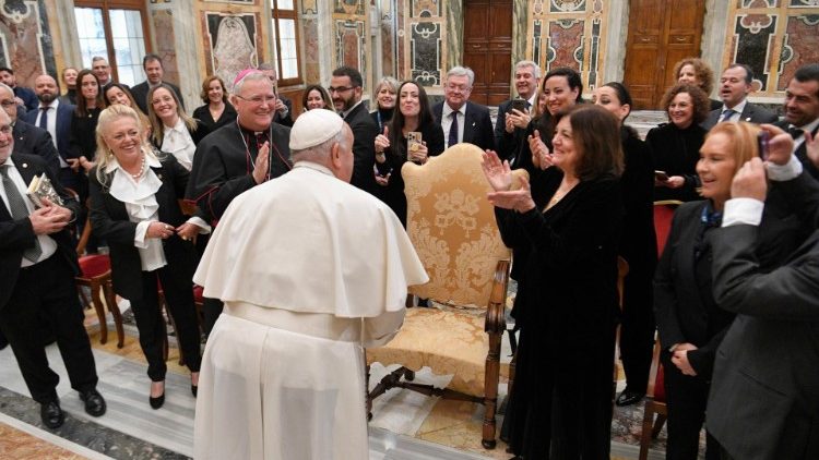 Audiencia del Papa Francisco a representantes de la Universidad Católica de Murcia, España - jueves 4 de enero de 2024. (Vatican Media)