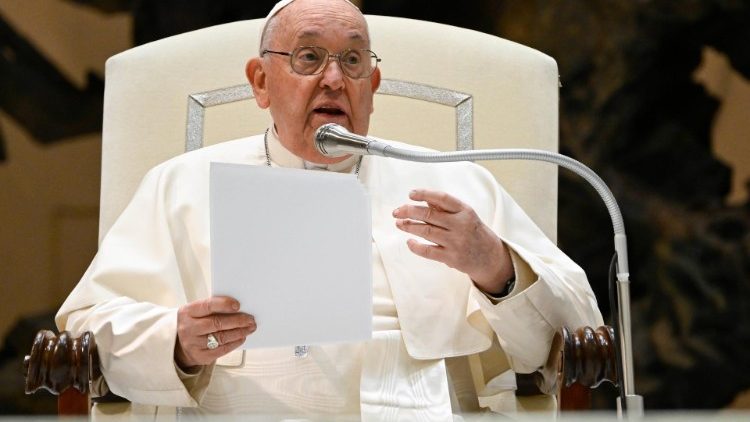 Папа Франциск на общей аудиенции 24 января 2024 г. в Ватикане