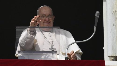 El Papa en el Ángelus: La fe no es una teoría, sino es encontrar a Jesús