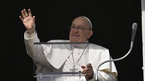 Il Papa: occorre cercare il Signore e non accomodarsi in una fede fatta di abitudini