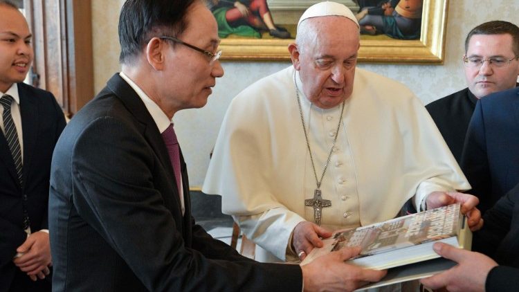 Le Pape François a rencontré une délégation du Parti communiste du Vietnam.  