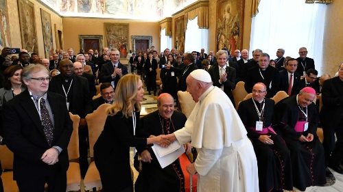  Papež katolickým univerzitám: Vaší identitou není konfesionalita, ale humanismus