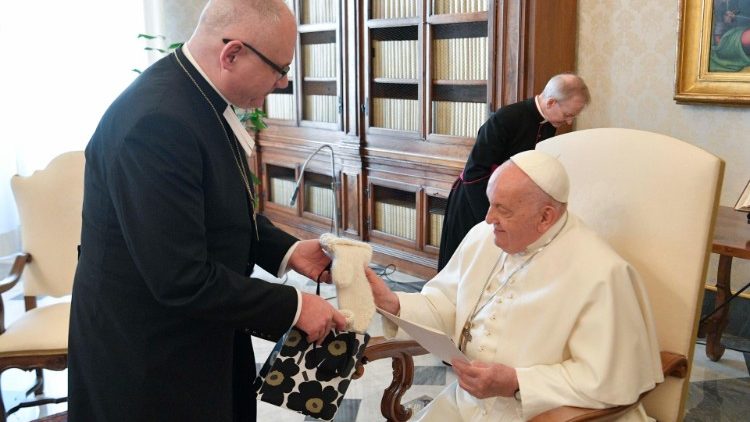 Rukavice pro papeže