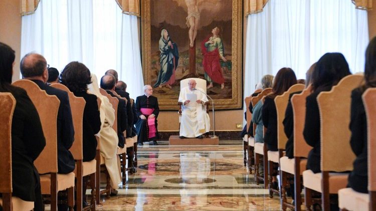 Udienza del Papa ai membri del Consiglio Nazionale Italiano per il Rinnovamento Carismatico (Vatican Media).