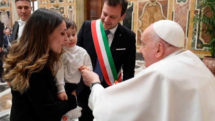 Papa Franjo s članovima Talijanske udruge za supsidijarnost i modernizaciju lokalnih tijela 