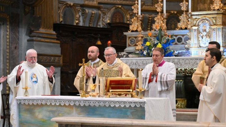 Cardinal Parolin celebrates Mass with Archbishop Gallagher (L) in San Marcello al Corso