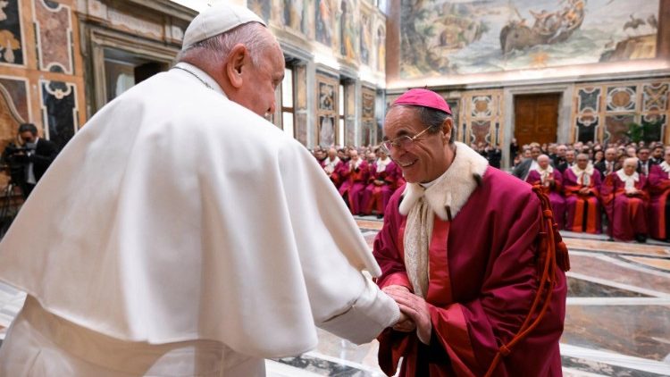 Papież przyjął na tradycyjnej audiencji pracowników Trybunału Roty Rzymskiej