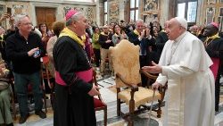 Les membres de l'association "Nolite timere, reçus au Vatican par le Pape François. 