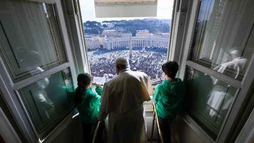 Pope: 'Wars destroy people and are defeat for humanity'