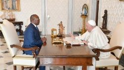 البابا فرنسيس يستقبل رئيس جمهورية غينيا بيساو