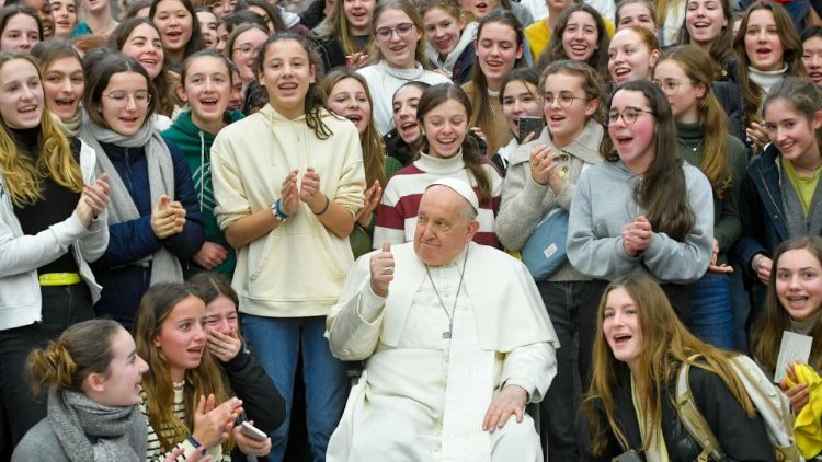 האפיפיור פרנציסקוס בקבלת הקהל 