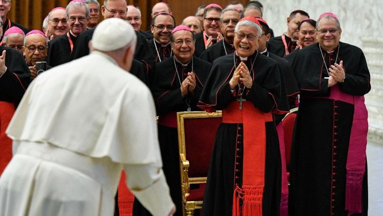 Pope Francis greets participants in Vatican-organized International Conference on priestly formation