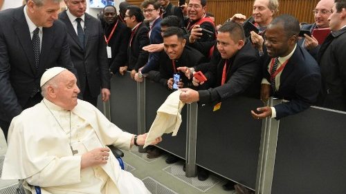 Pápež formátorom: Príslušnosť k Božiemu ľudu chráni pred odtrhnutím od reality