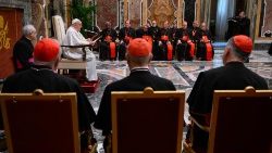 Ferenc pápa az Istentiszteleti és Szentségfegyelmi Dikasztérium plenáris ülésének tagjaival