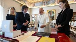Папата с аржентинския президент Милей