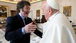 教皇フランシスコとアルゼンチンのミレイ大統領　2024年2月12日　バチカン宮殿