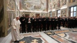 Папата с делегация на Архиепископската семинария на Неапол