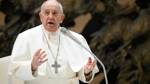 Papež při generální audienci: Za krutost válek je nuceno platit civilní obyvatelstvo