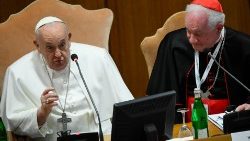 Papa Franjo obraća se sudionicima skupa "Muškarac - žena, slika Božja. Za jednu antropologiju zvanja"