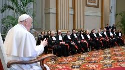 Le Pape a inauguré l'année judiciaire du tribunal de l'État de la Cité du Vatican, le 2 mars 2024, en salle des Bénédictions du Palais apostolique. 
