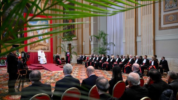 
                    ĐTC Phanxicô khai mạc năm tư pháp thứ 95 của Tòa án Quốc gia Thành Vatican
                