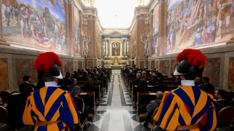 Santa misa en la Capilla Paulina del Palacio Apostólico - inauguración del 95º Año Judicial del Tribunal del Estado de la Ciudad del Vaticano. (VATICAN MEDIA Divisione Photo)