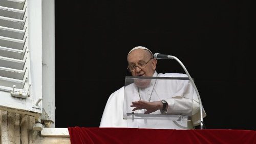 Il Papa: preghiera e fraternità per costruire un mondo che sia "casa" e non un "mercato"