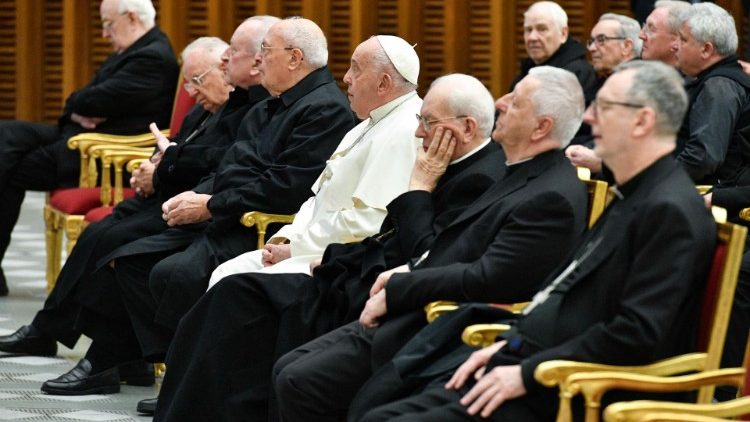 Cardinal Cantalamessa gives Lenten sermon to Holy Father and Roman Curia
