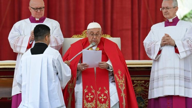 教皇フランシスコ、2024年3月24日「受難の主日」のお告げの祈り　バチカン・聖ペトロ広場