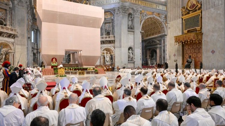 Misa krizmana u Vatikanu