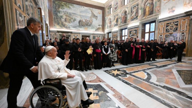 Papież do latynoskich księży: bądźcie dla ludzi jak „chusta Weroniki”