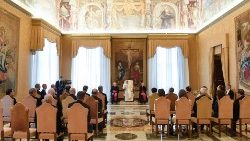 Papa Franjo se obraća sudionicima plenarnoga zasjedanja Papinskoga biblijskog povjerenstva