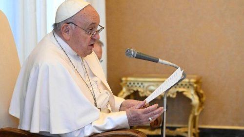 Pope Francis: ‘Bible shows Jesus’ closeness to suffering humanity’