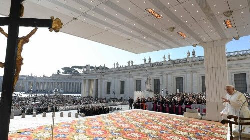 Ferenc pápa katekézise a mértékletességről: a rosszban gátol és a jóra felszabadít 