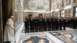 Pope Francis meets with Spanish seminarians from Seville