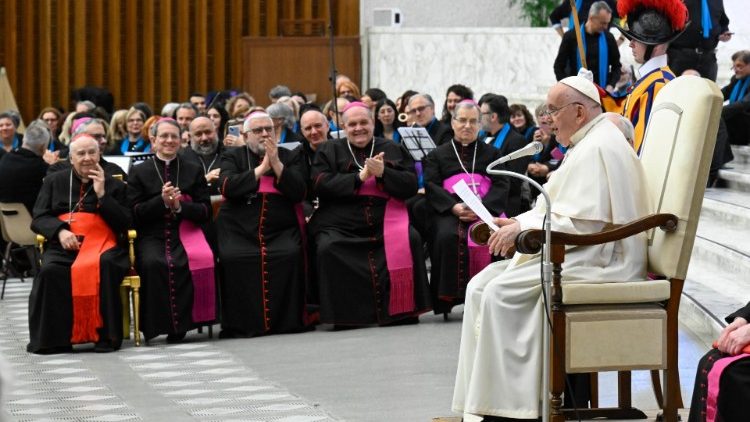 Un momento dell'udienza in Vaticano