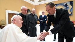 Чак Роббинс и Папа Франциск