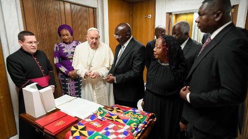 Ghanas Vizepräsident Bawumia beim Papst