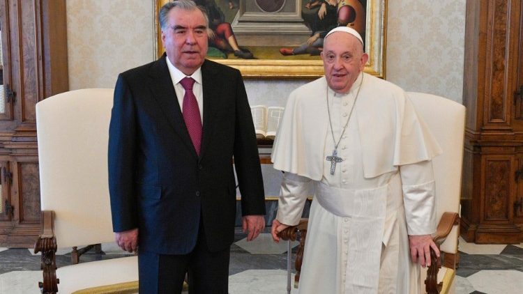 Papežská audience pro prezidenta Republiky Tádžikistán