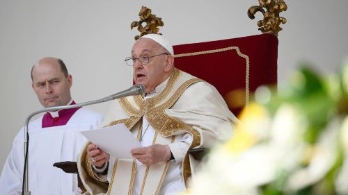 Pápež František: Ostávať v Pánovi znamená rásť