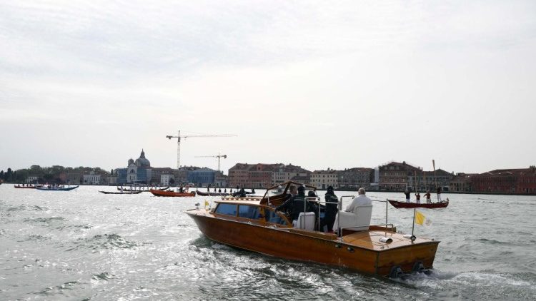 Visita pastoral do Papa a Veneza - chegada de Francisco para Encontro com os jovens (Vatican Media)