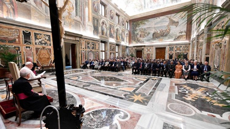 Audiência do Santo Padre aos participantes dos Capítulos Gerais dos Filhos da Caridade e dos Irmãos de São Gabriel (Vatican Media)