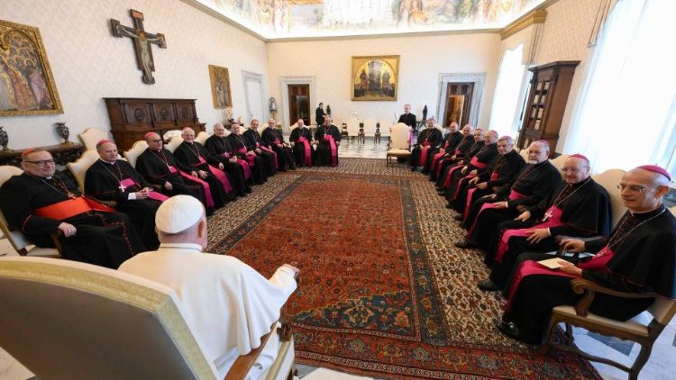 Los obispos de Sicilia en visita ad Limina