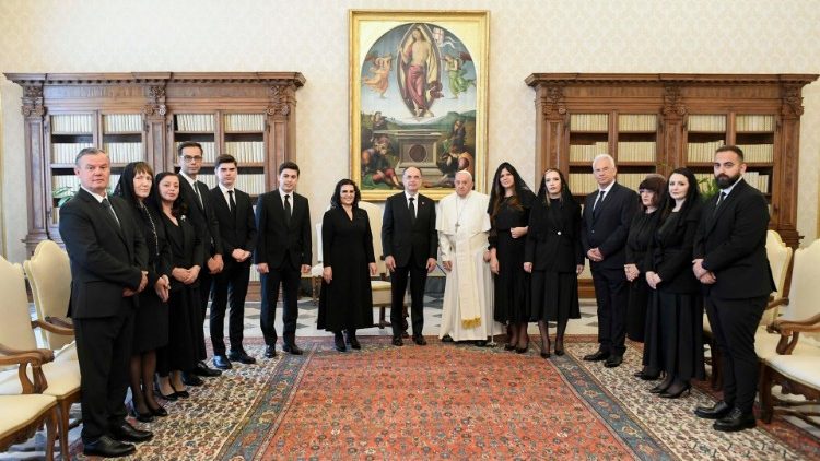 Az albán elnöki delegáció Ferenc pápával