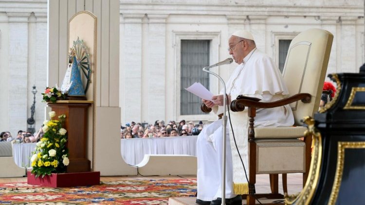 Papa Franjo tijekom opće audijencije 08. svibnja 2024.