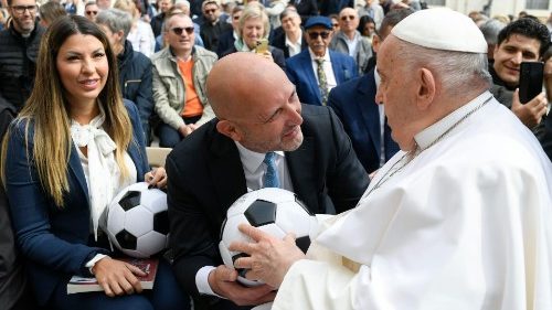Der Papst bricht eine Lanze für die Hoffnung