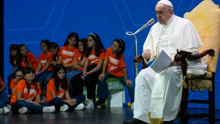 Papst Franziskus richtete einige Worte an die Teilnehmerinnen und Teilnehmer