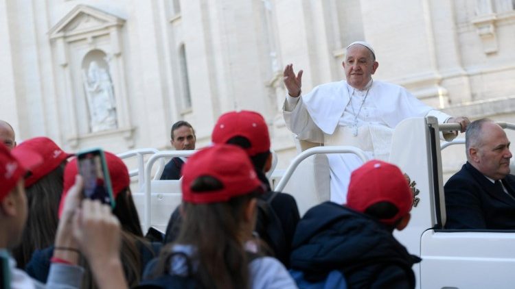 Papieża odwiedzili genueńscy bierzmowańcy