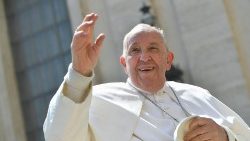 El Papa: "La Buena Noticia que este puñado de frailes comenzó a difundir hace cinco siglos es un proceso dinámico que no conoce ni término ni frontera".