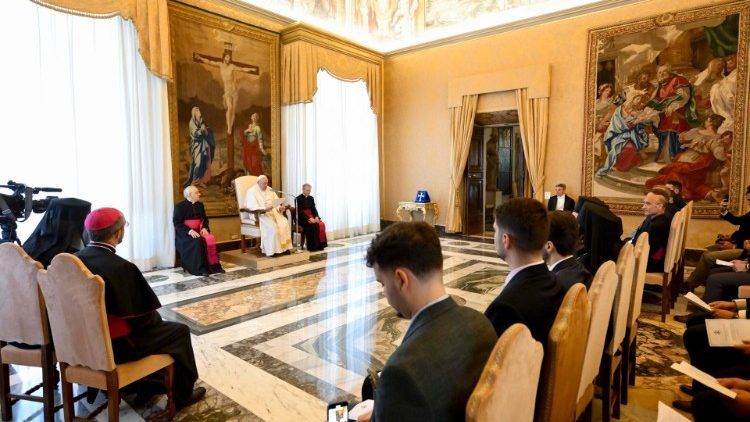 
                    Papa: nos jovens encontramos a esperança para a unidade dos cristãos
                